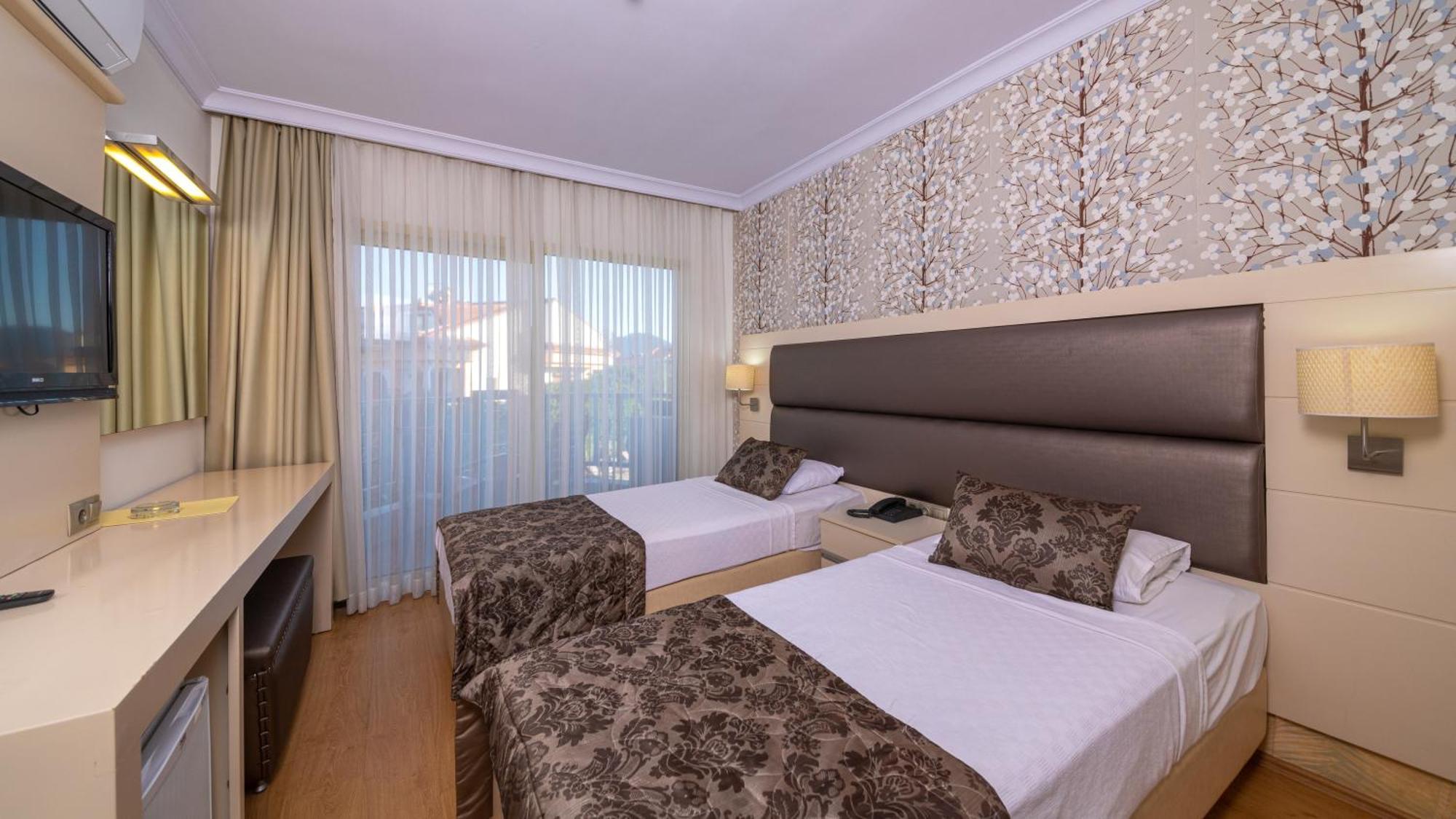Grand Hotel Faros Marmaris Exterior photo